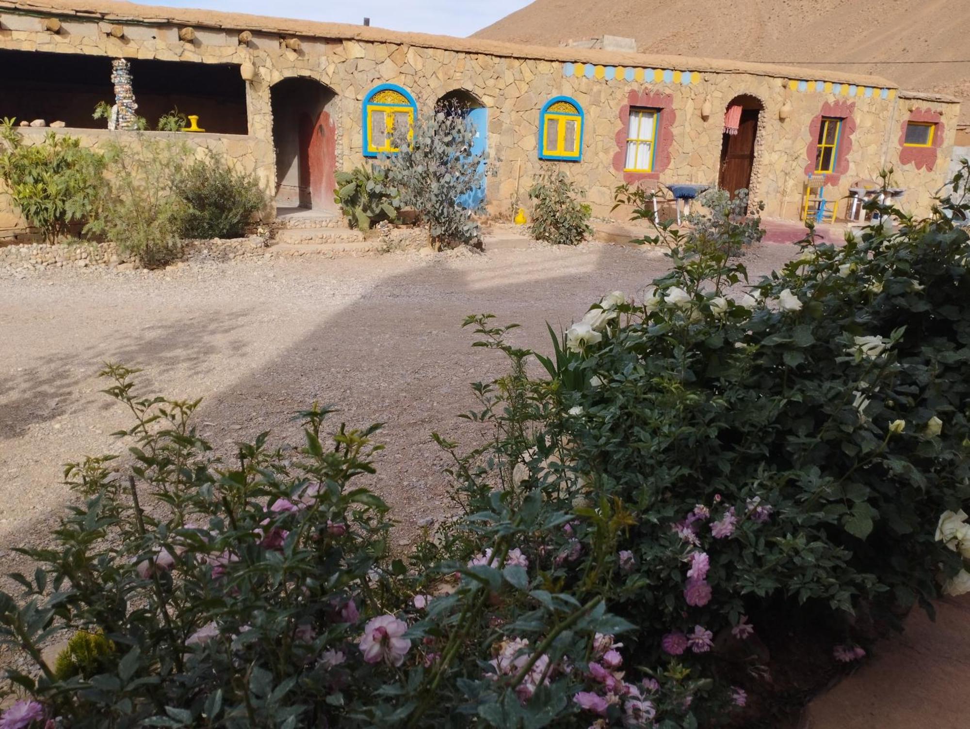 Auberge Hostel Traditionnel تنغير المظهر الخارجي الصورة