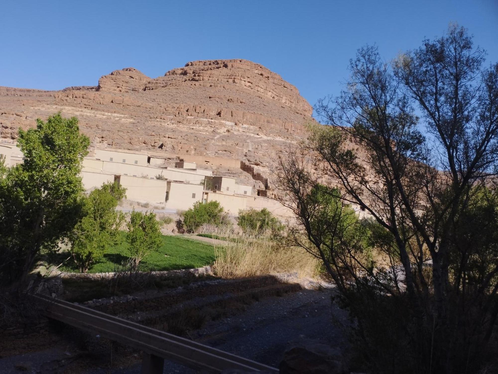 Auberge Hostel Traditionnel تنغير المظهر الخارجي الصورة