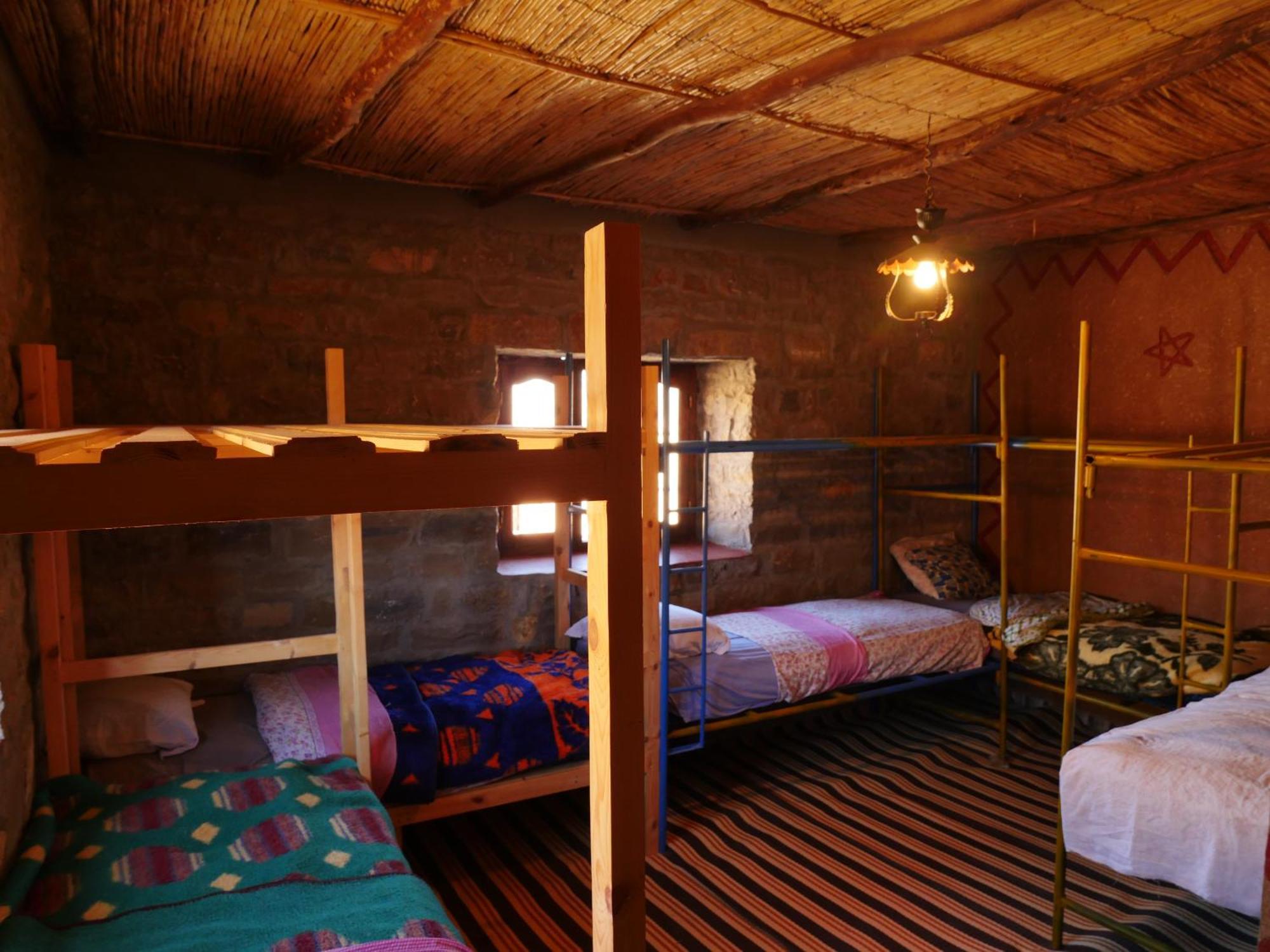 Auberge Hostel Traditionnel تنغير المظهر الخارجي الصورة